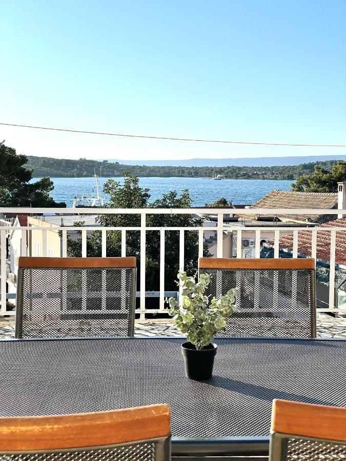 Apartments With A Parking Space Loviste, Peljesac - 19514 ภายนอก รูปภาพ